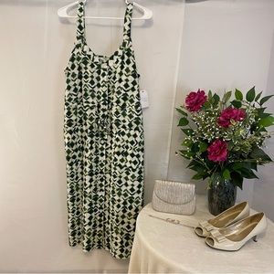 Time and Tru Women's Adjustable Shoulder Dress-Women’s Medium (8-10)